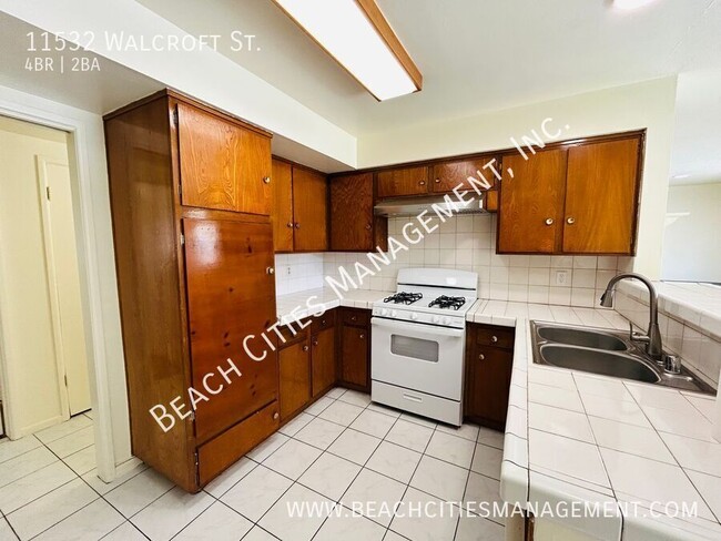 Building Photo - 11532 Walcroft St