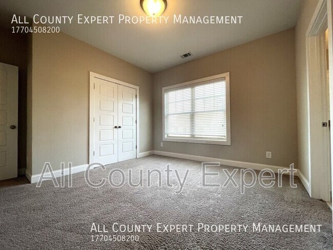 Building Photo - 4885 Hanson Farms Ln