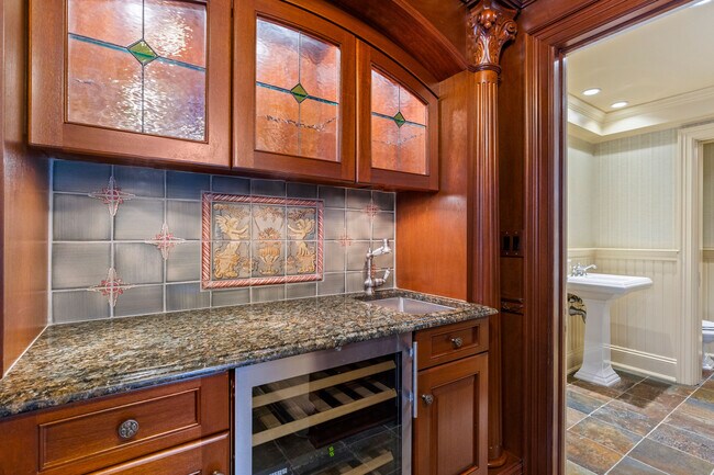 Building Photo - 103 Pleasant Ridge Rd