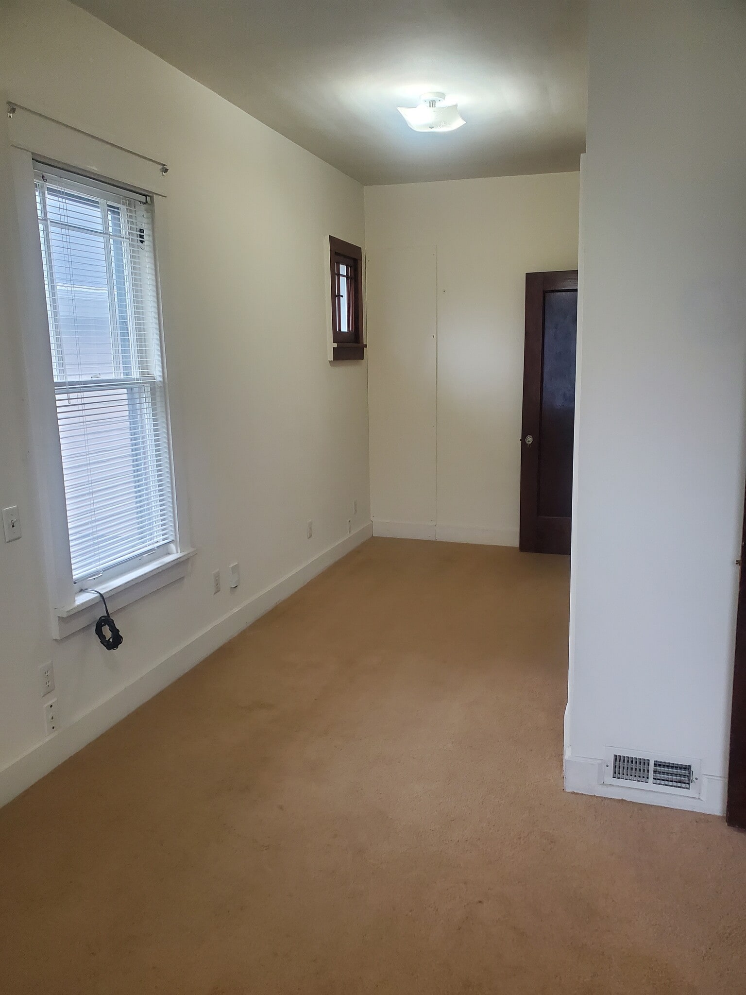 Master Bdr 2nd view - 1226 Blaine Ave