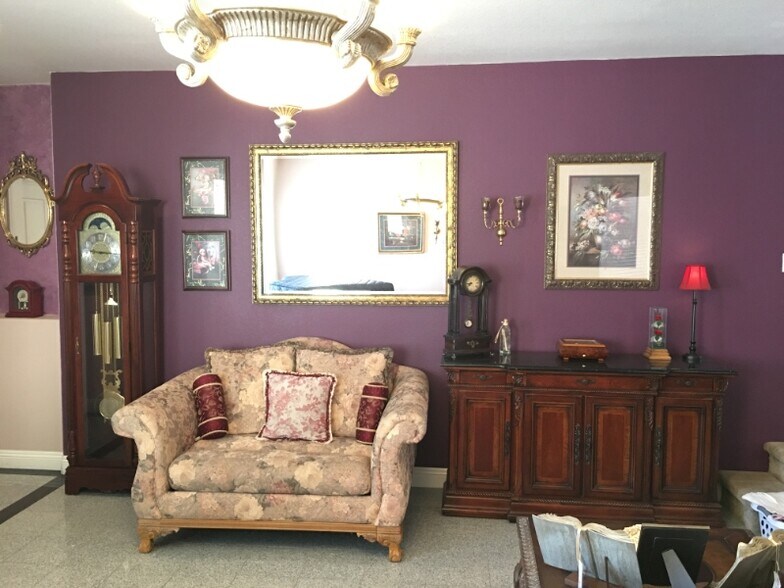 Building Photo - 3913 Royal Stone Ct