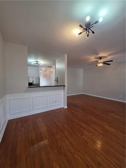 Building Photo - 3090 Branham Dr