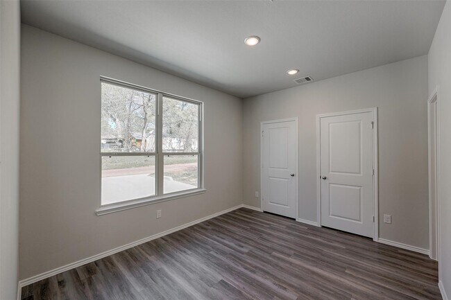 Building Photo - 11632 Vistawood St