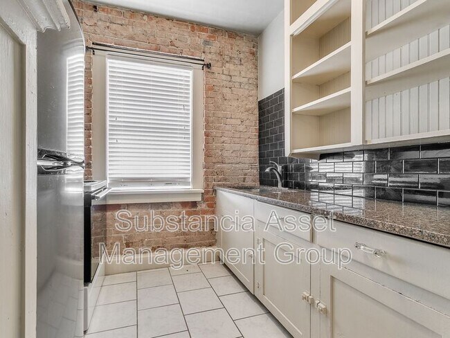 Building Photo - 429 NW 11th St