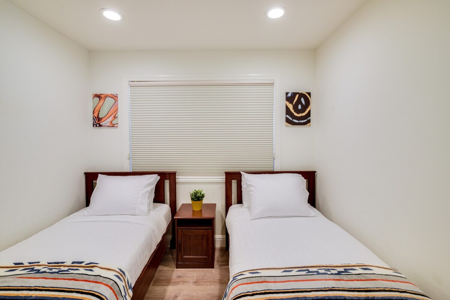 Building Photo - 4615 Armour Dr