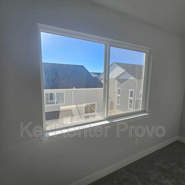 Building Photo - 1297 Dawes Wy