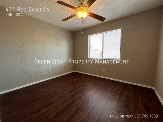 Building Photo - 421 Red Coat Ln