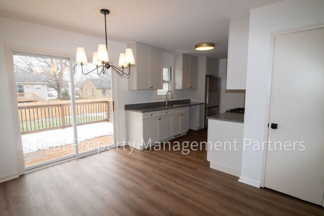 Building Photo - Fully Renovated 4 Bed, 2 Bath Home Near Breton Village