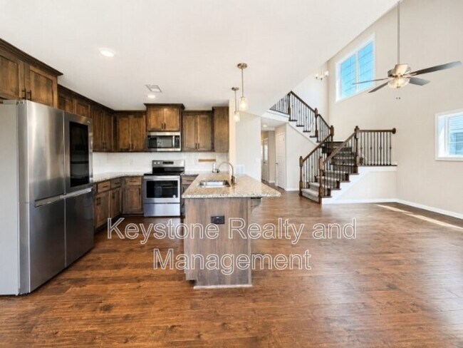 Building Photo - 384 Wingfield Dr