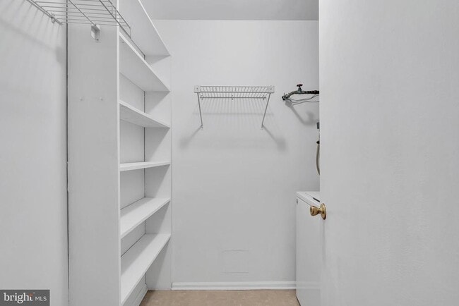 Building Photo - 60B Sumac Ct