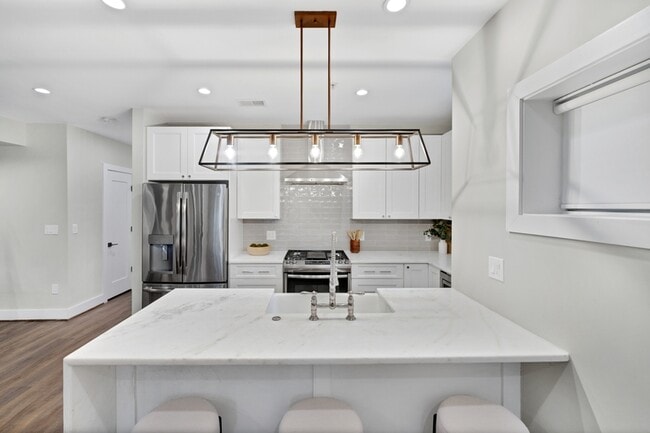 Building Photo - 1419 Upshur St NW