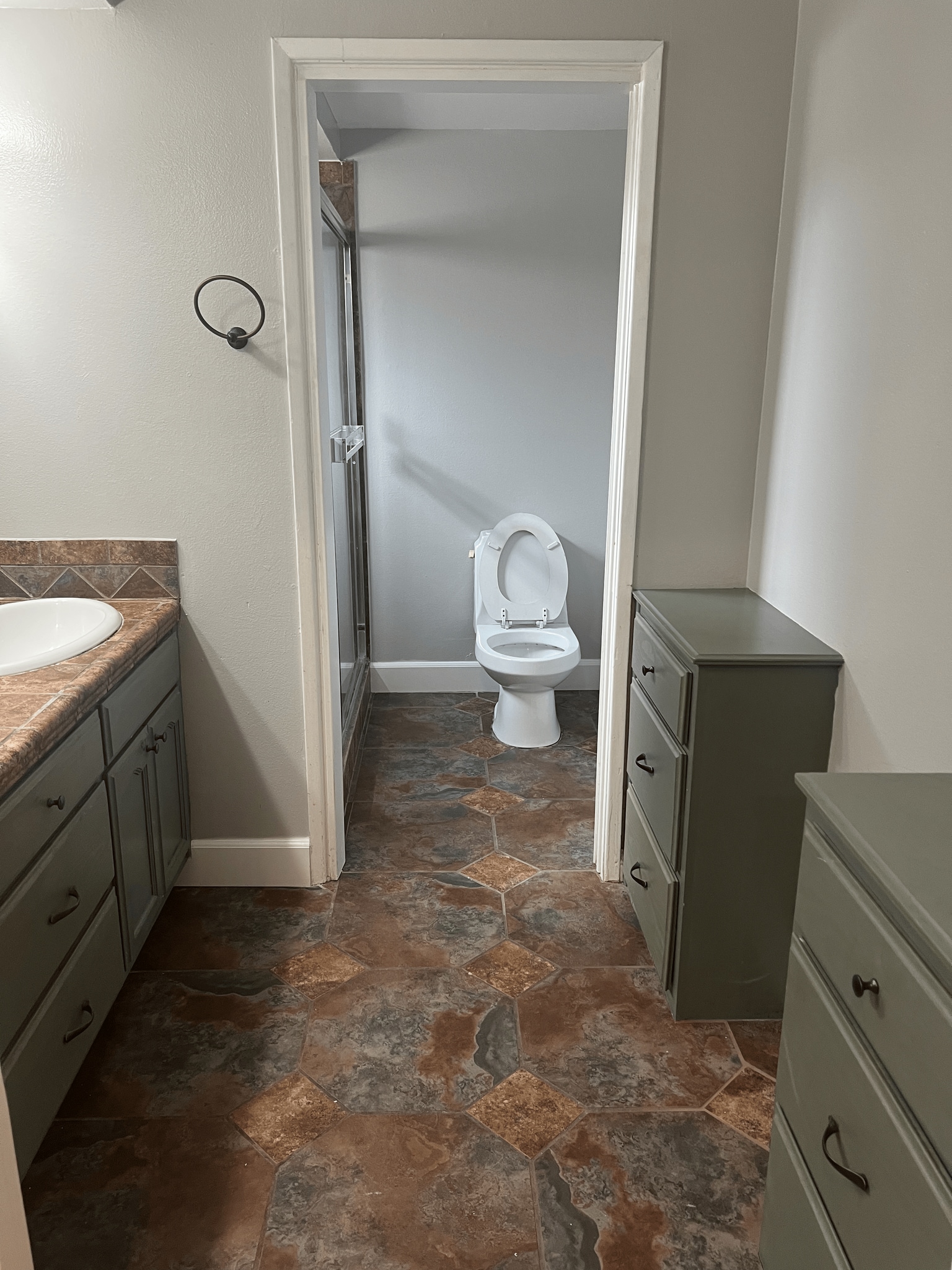 master bath - 13440 Moore St