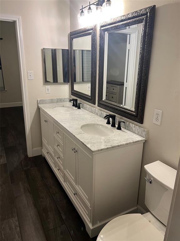 Building Photo - 174 S Walden Elms Cir