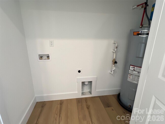 Building Photo - 1214 Pearl St