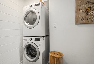 Building Photo - 3905 Covington Way