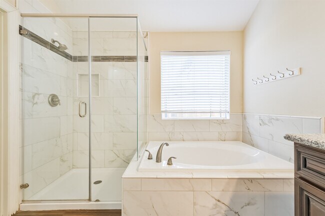 Building Photo - 13731 Cypresswood Crossing Blvd