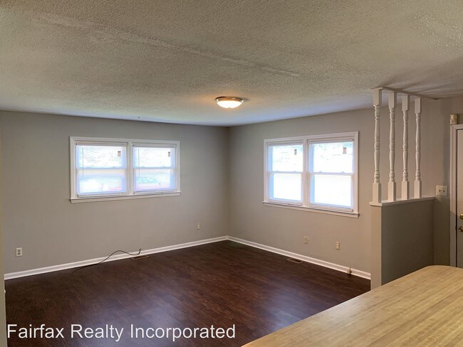 Building Photo - 3 br, 2 bath House - 3221 Dearborn Drive