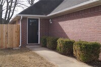 Building Photo - 67 Dakota Trail