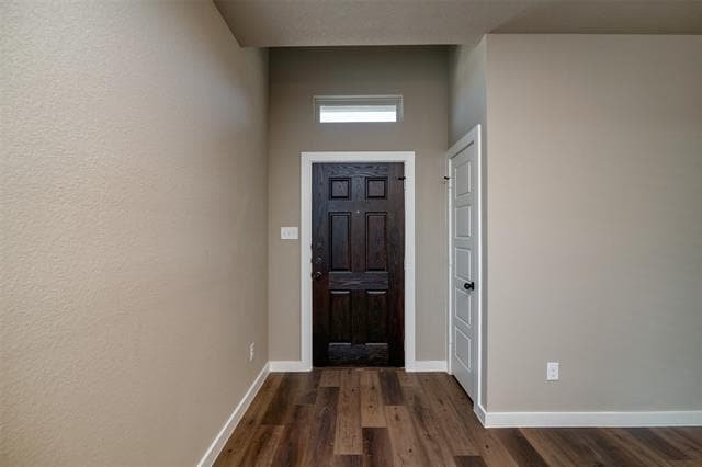 Building Photo - 708 Harvest Moon Dr