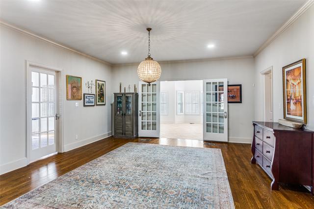 Building Photo - 2809 Park Hill Dr