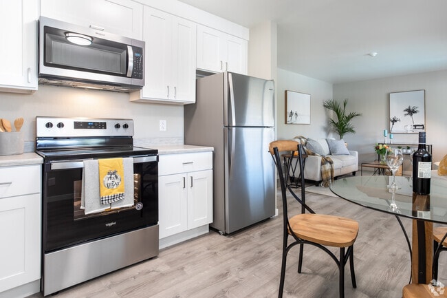 2BR, 1BA - Brio Apartments