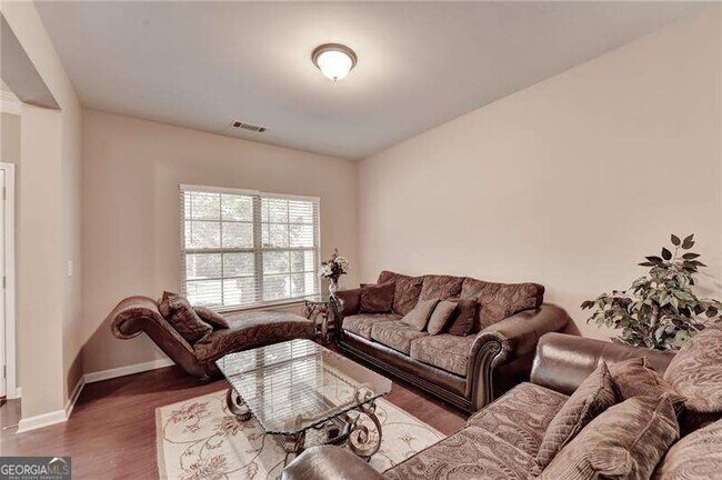 Building Photo - 4228 Woods Creek Ln