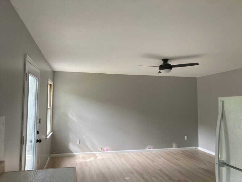 Building Photo - 410 Onteora Blvd