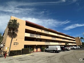 Building Photo - 1333 E Hallandale Beach Blvd