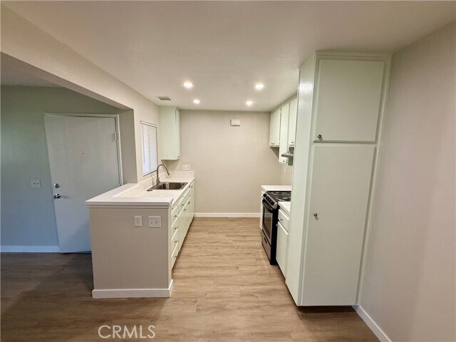 Building Photo - 3633 Oak Creek Dr
