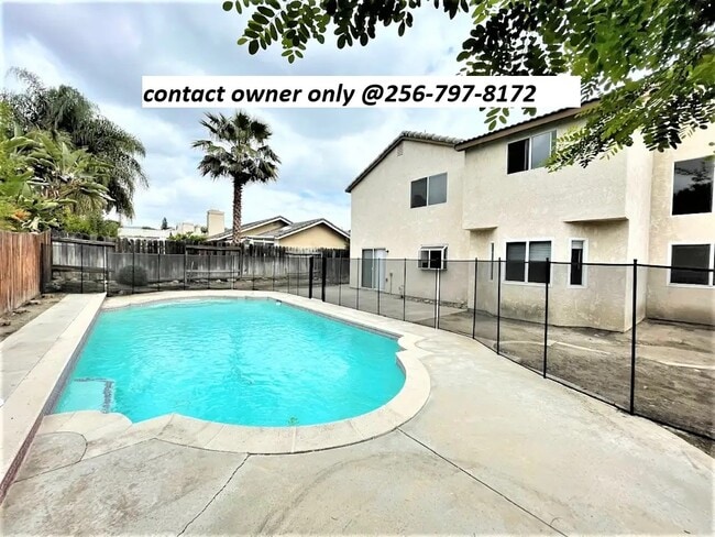 Building Photo - 818 E Colton Ave