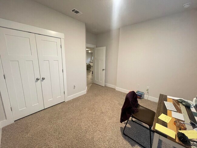 Building Photo - 6172 Forest Bay Ave