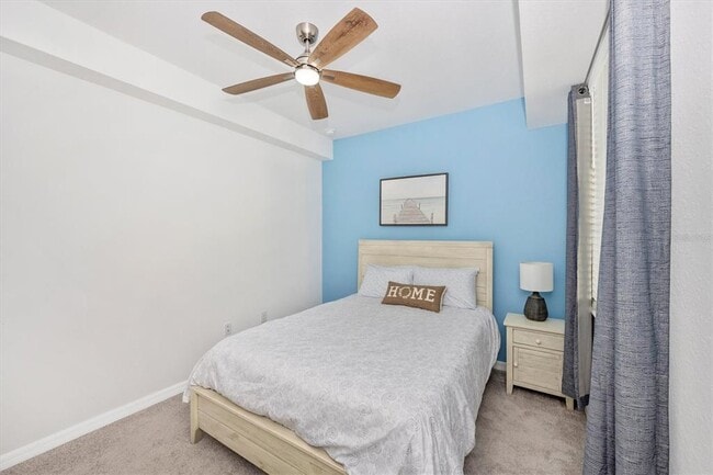 Building Photo - 12240 Wellen Golf St