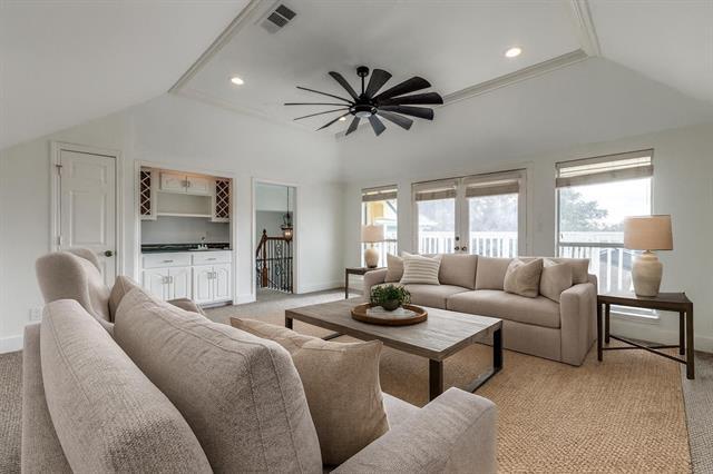 Building Photo - 5738 Deseret Trail