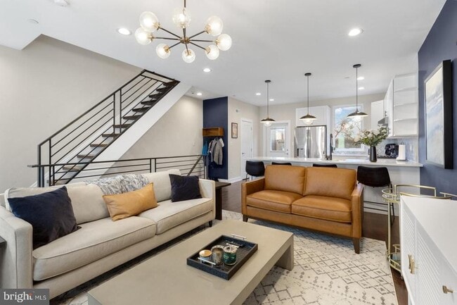 Building Photo - 2707 W Stiles St