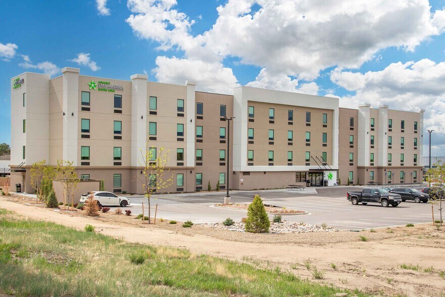 Building Photo - Furnished Studio-Colorado Springs - Center...