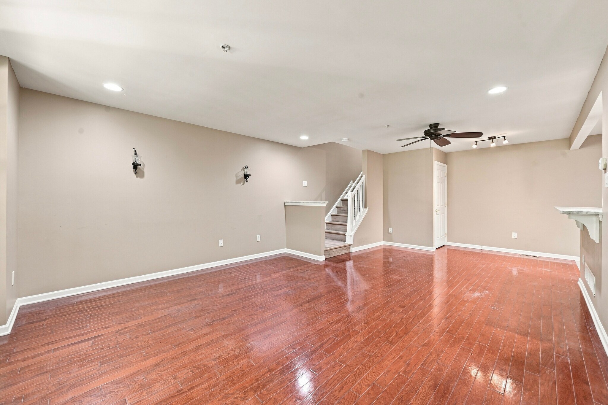 Building Photo - 278 Flagstone Rd