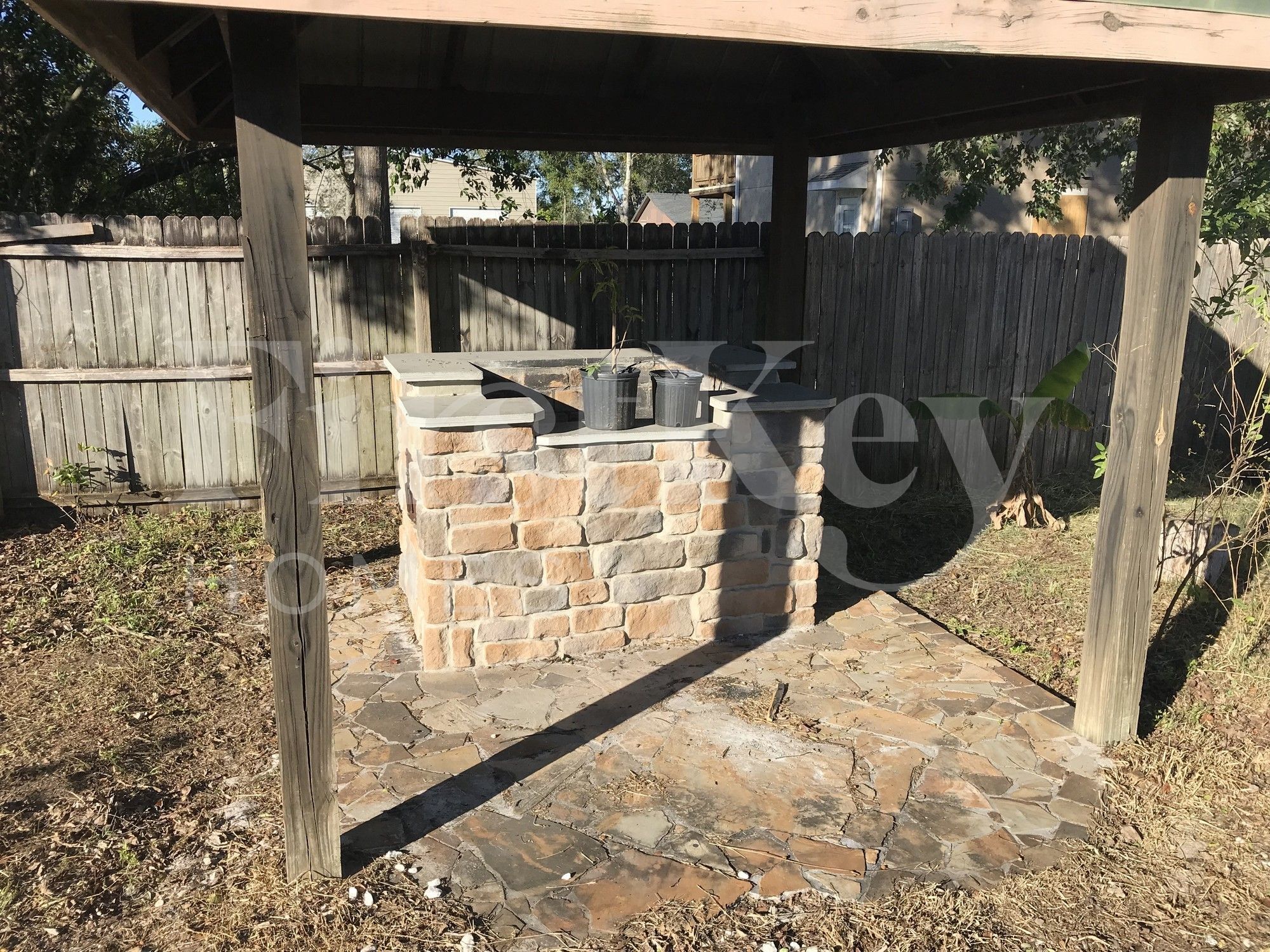 Building Photo - 10070 Harris Ave