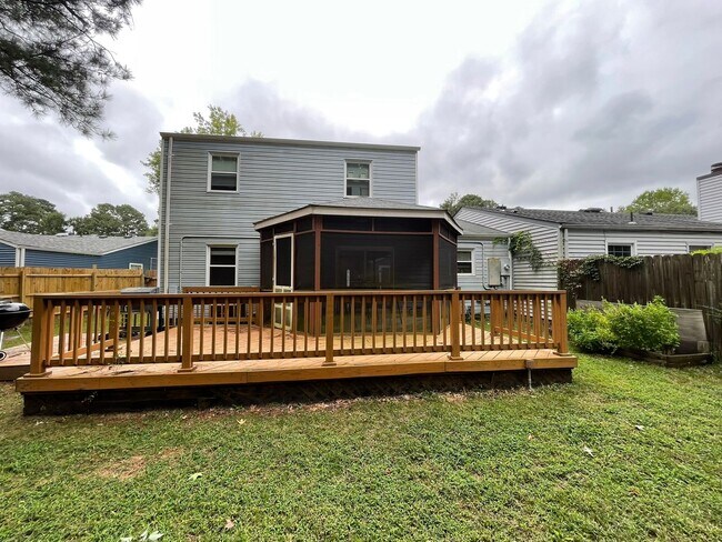 Building Photo - Virginia Beach Gem – 3 Bed, 2.5 Bath with Fenced Yard & Modern Upgrades