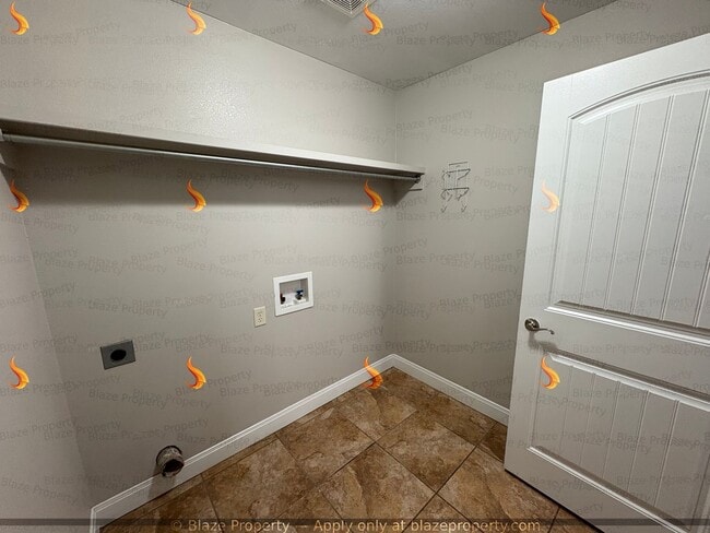 Building Photo - Charming Corner Lot Home in Desirable City View