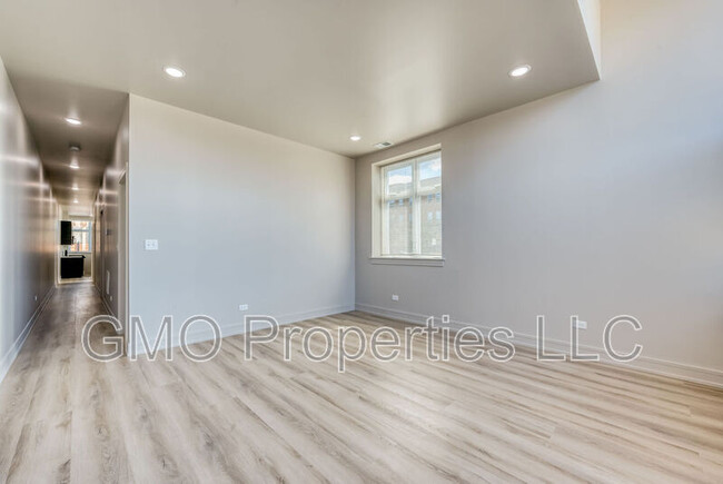 Building Photo - 1431 S Kedzie Ave