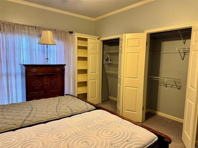 Building Photo - 2630 Aimee Dr