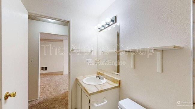 Building Photo - 12626 NW Barnes Rd