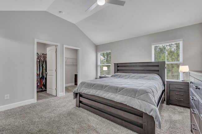 Building Photo - 174 Horizon Ln