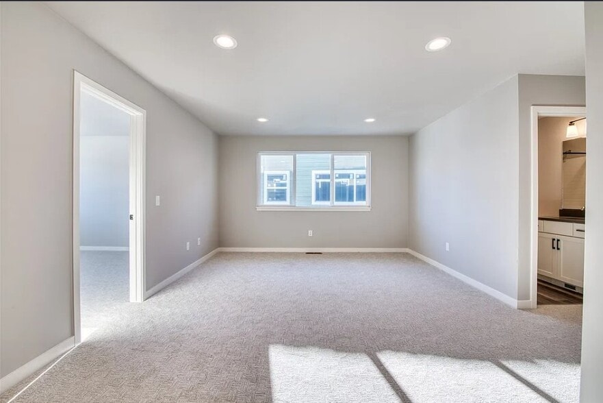 Building Photo - 2313A Mary Jane Blvd