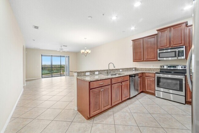 Building Photo - 1259 Long Cove Loop