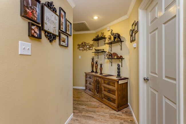 Building Photo - 24718 Cobble Canyon Ln