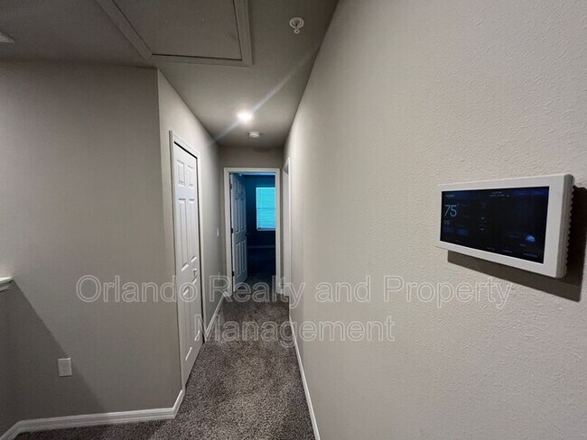 Building Photo - 2443 Sweet Viburnum Wy