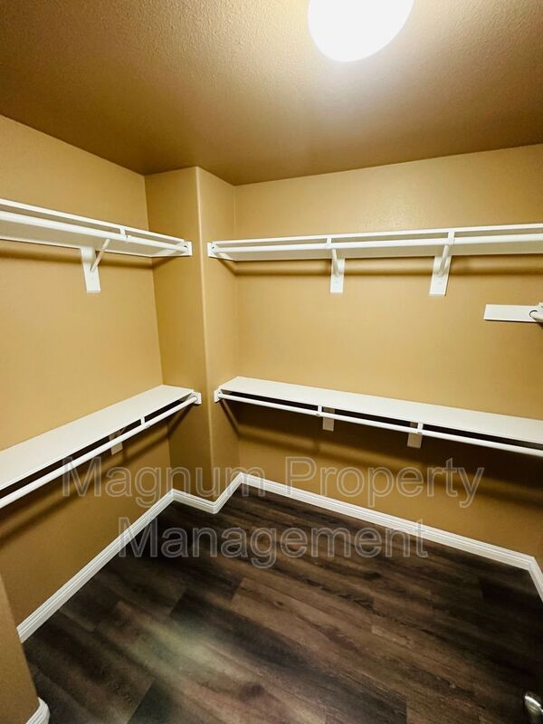 Building Photo - 34089 Dianthus Ln