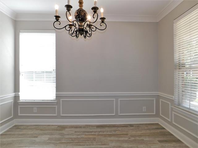 Building Photo - 4400 Ballymena Dr