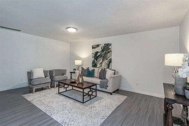 Building Photo - 3806 Cortadera Ct
